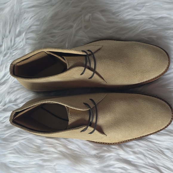 Classic Beige Men\'s Chukka Boots main image 10